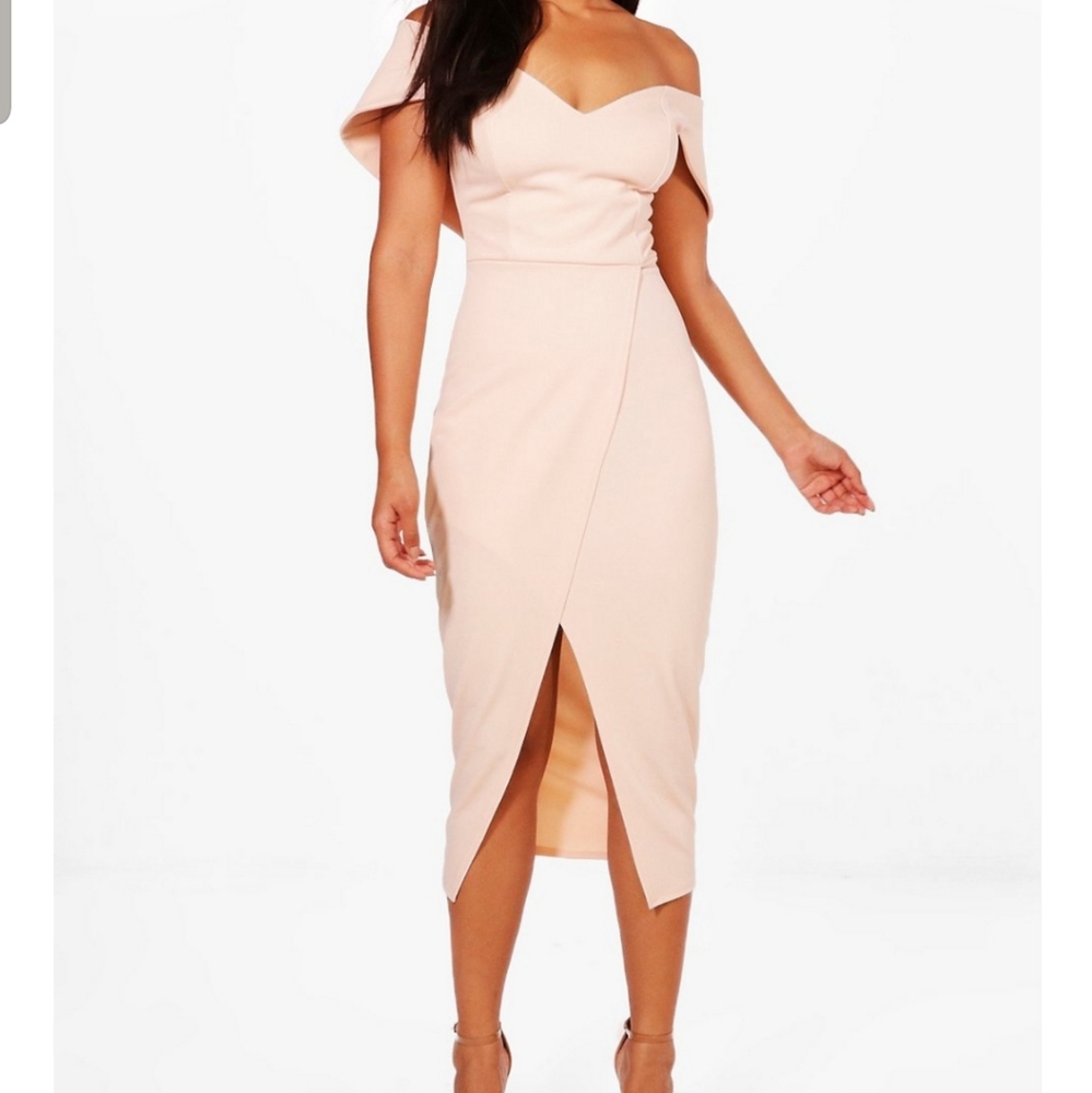 Boohoo Blush Ofd Shoulder Wrap Midi Dress